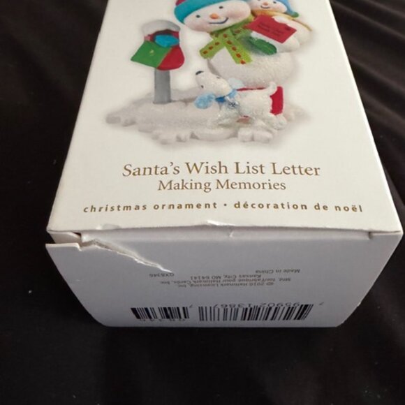 Hallmark Santa's Wishlist Letter - Picture 3 of 6